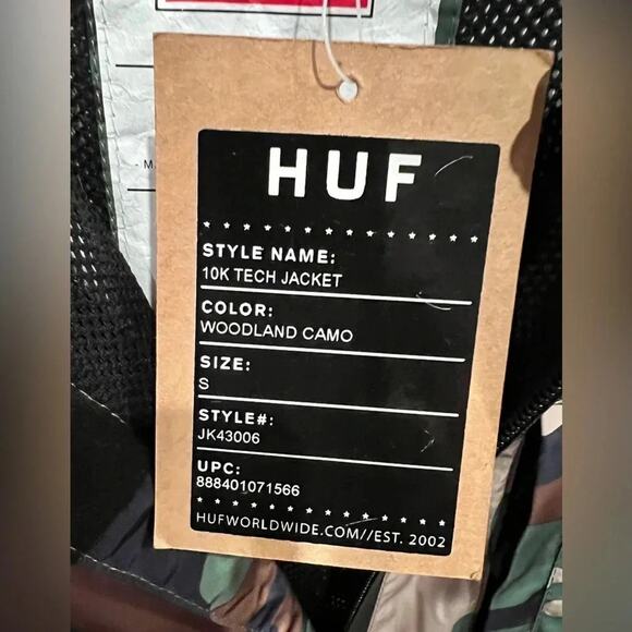 HUF WOODLAND CAMO 10K TECH JACKET Size S NWT - Picture 11 of 12